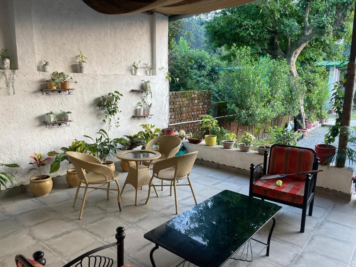 Saraiville- Luxury Riverside Cottages Dehradun Esterno foto