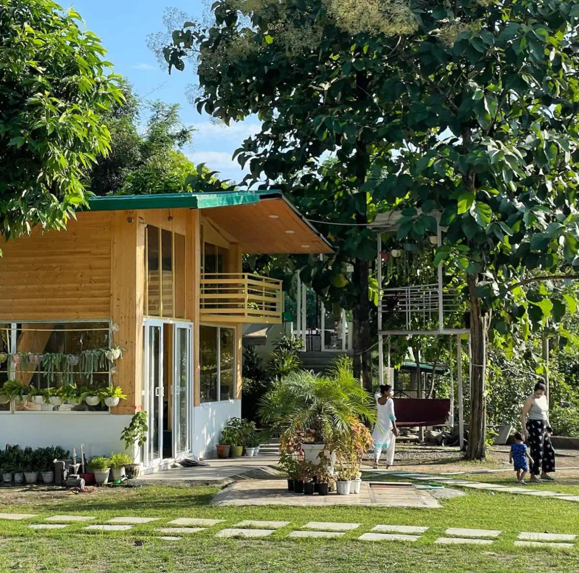 Saraiville- Luxury Riverside Cottages Dehradun Esterno foto