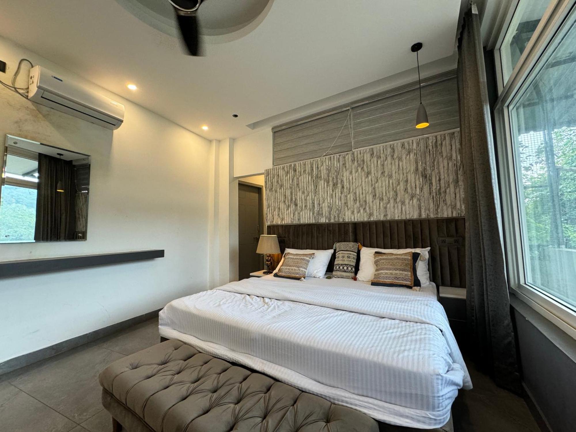 Saraiville- Luxury Riverside Cottages Dehradun Esterno foto