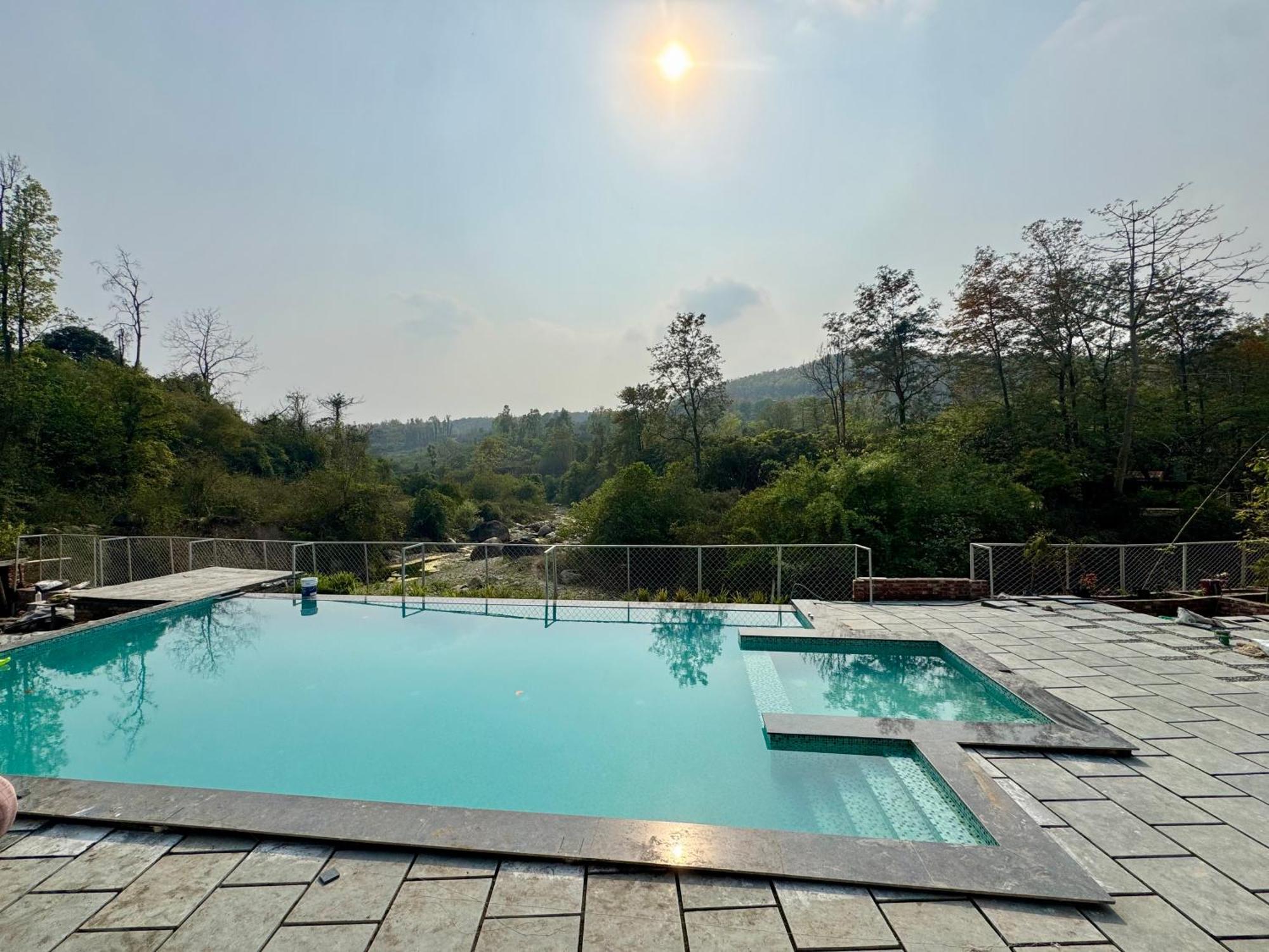 Saraiville- Luxury Riverside Cottages Dehradun Esterno foto